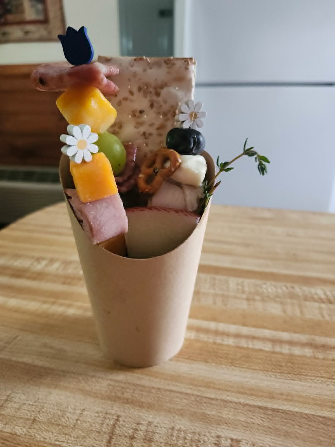 Individual grazing cup